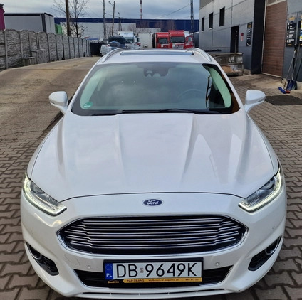 Ford Mondeo cena 59900 przebieg: 204000, rok produkcji 2015 z Żmigród małe 529